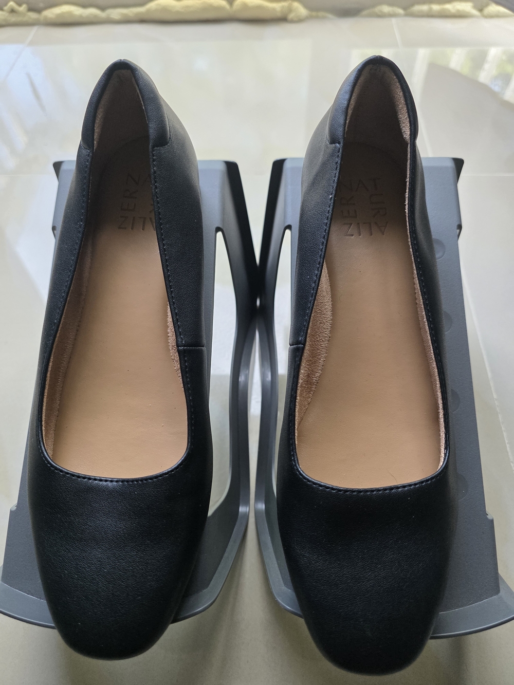 Naturalizer Black Leather Square-Toe Ballet Flats